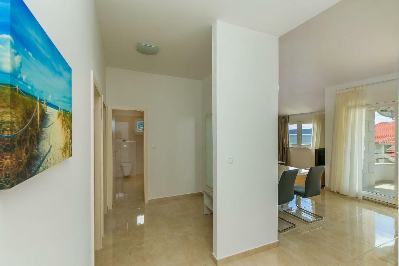 Apartments Villa Aquamarine Duce Bagian luar foto